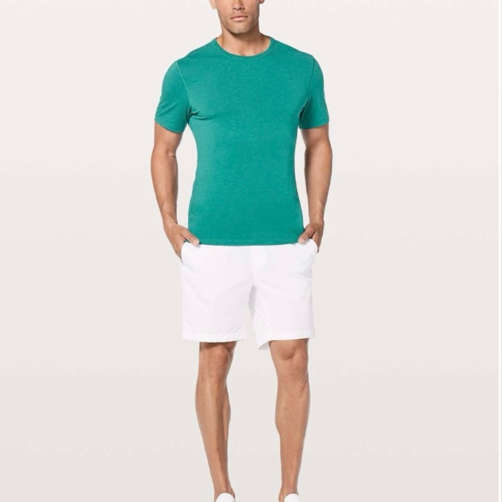 Lululemon - 5 year basic tee 🍋🇨🇦 - Picture 8 of 10